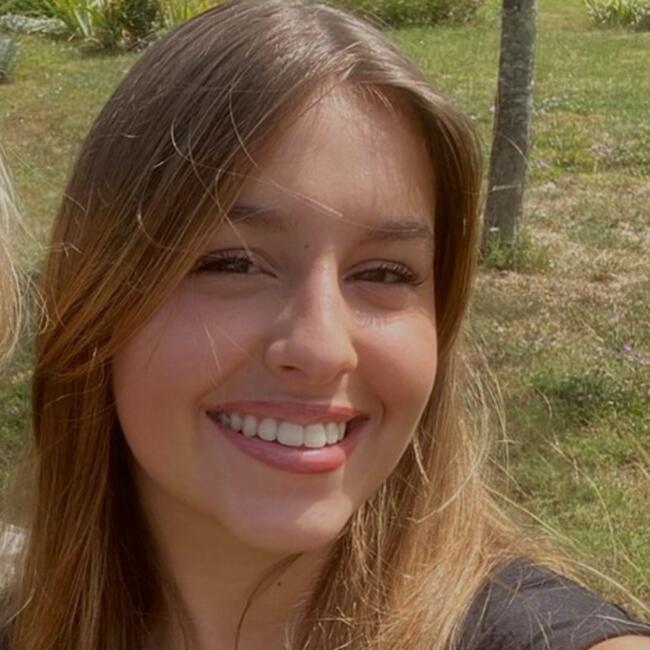 Babysitter in Toulouse: Léna