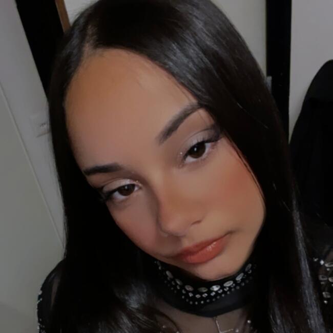 Baby-sitter in Riviera: Mabel
