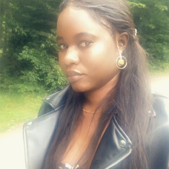 Pétange的保母: Aida Diouf