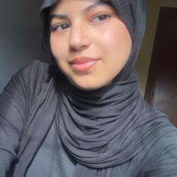 جليسة أطفال في الدار البيضاء: Aya
