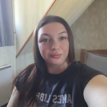 Babysitter in Cergy: Laura