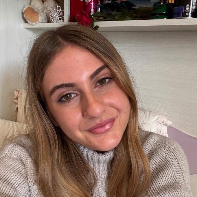 Babysitter in San Benedetto del Tronto: Francesca