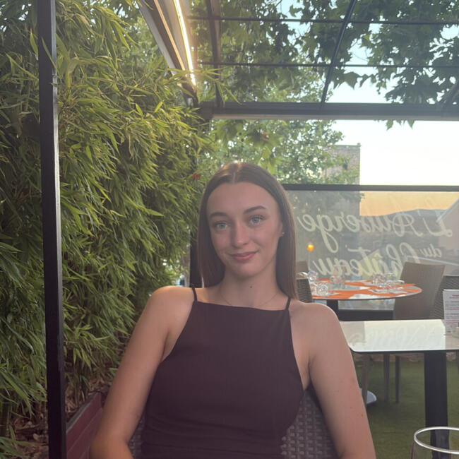 Babysitter in Fayence: Sarina
