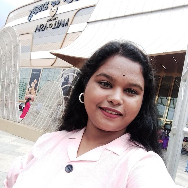 Babysitter in Bengaluru: Reshmi Deb