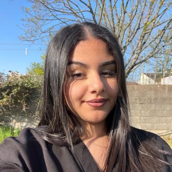 Babysitter in Le Mans: Neyla