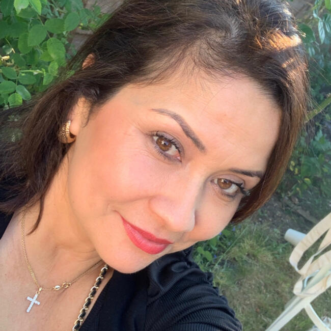 Babysitter in London: Ninoska