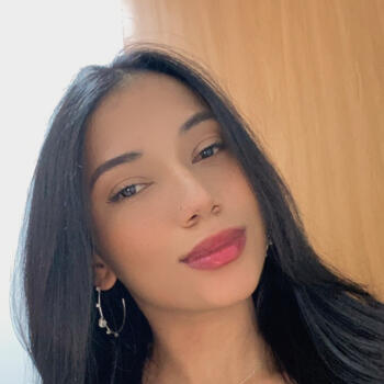 Babá Uberaba: Layza