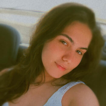 Babysitter in Cuiabá: Brenda