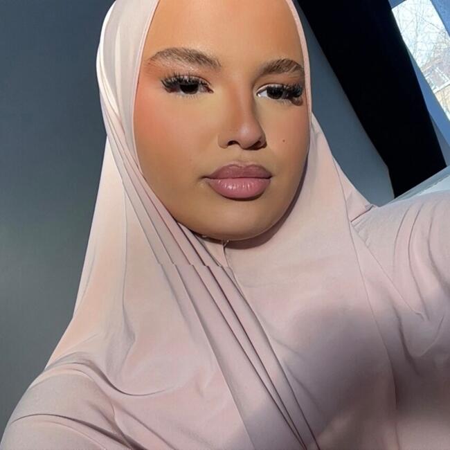 Babysitter in Brussels: Lina