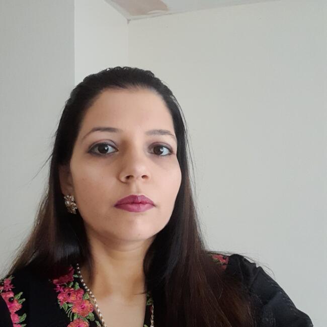 Babysitter in Sale: Uzma