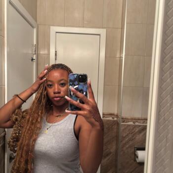 Babysitter in Charlotte: Mya