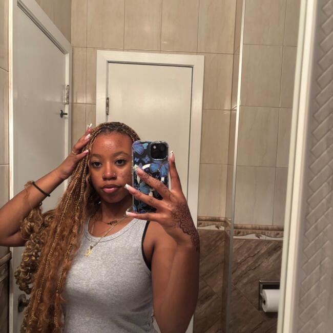 Babysitter in Charlotte: Mya