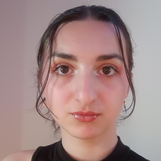 Babysitter in Ballancourt-sur-Essonne: Chloé