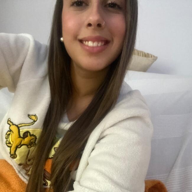 Babysitter in Alicante: Yanira