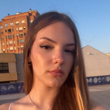 Babysitter in Vila Nova de Gaia: Leonor