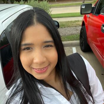 Babysitter in Pflugerville: Iriani Paola