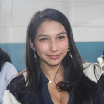 Babysitter in Quito: Coni