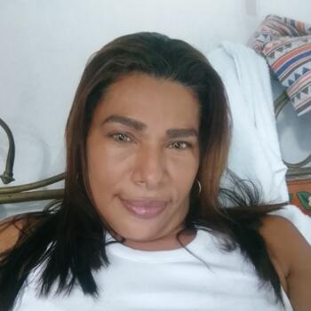 Babysitter Barranquilla: Velkis elena