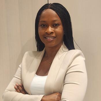 Babysitter Neu-Ulm: Yvonne Effe