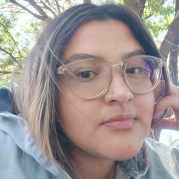 Niñera en González Catán: Morena