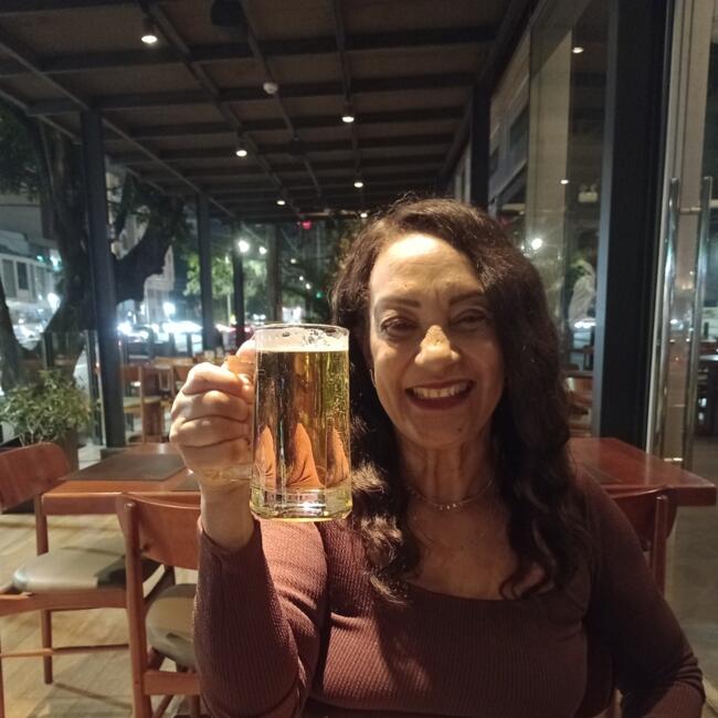 Babysitter in Vitória: Neuza Aparecida