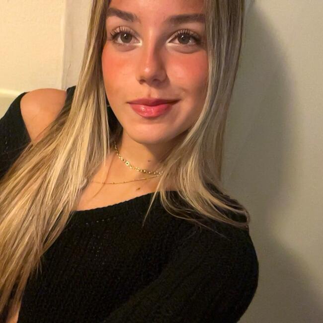 Babysitter in San Juan: Camila