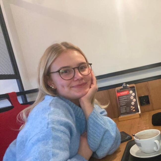 Babysitter in Karlsruhe: Lili