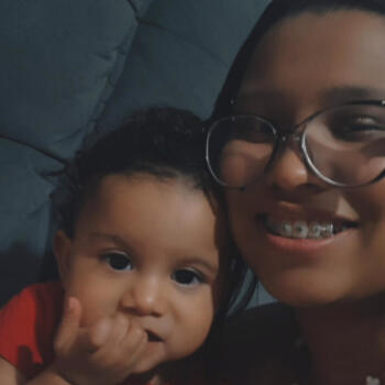 Babysitter in Guaratuba: Jhenally