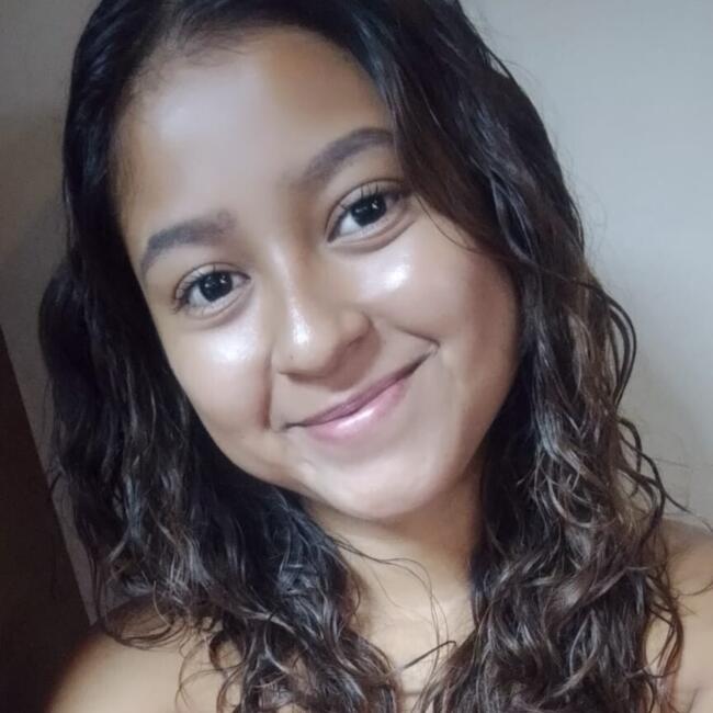 Babysitter in Santa Cruz: Liz