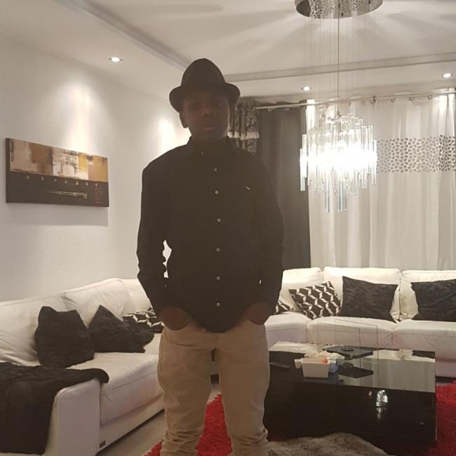 Babysitter in Mertzig: Larry