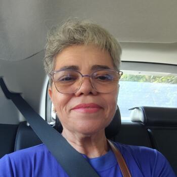 Babysitter in Manaus: Marcia