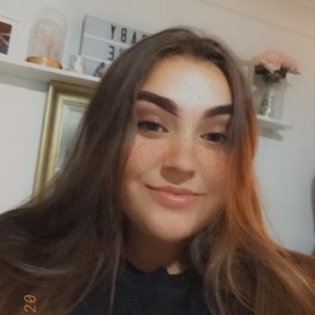 Babysitter Telford: Charlotte