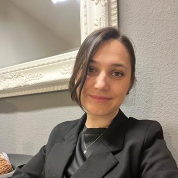 Babysitter in Langnau am Albis: Alina