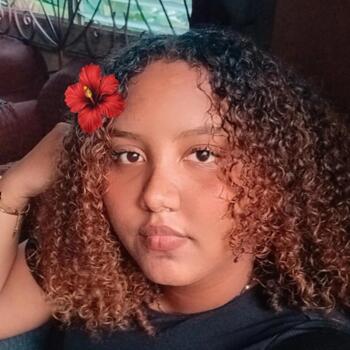 Babysitter in Pacora: Krystel