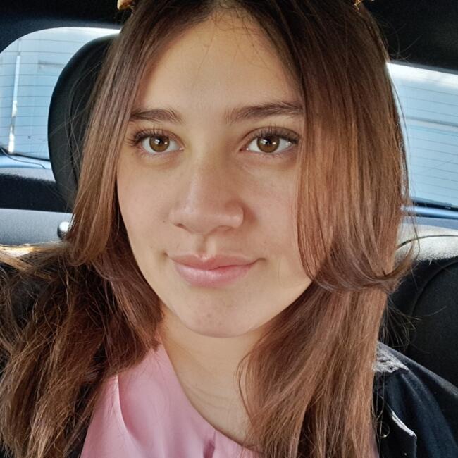 Babysitter in Almirante Brown: Ambar Atenea