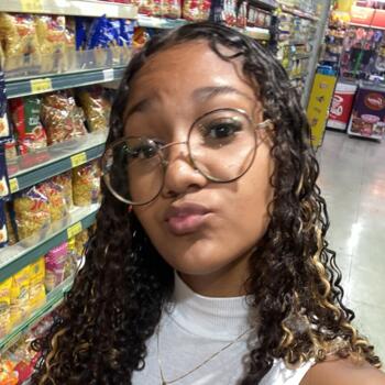 Babysitter in Parauapebas: Islany nicolle