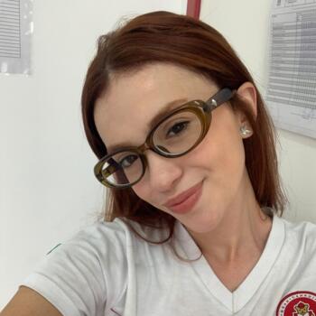 Babysitter Ribeirão Pires: Lara Gazito