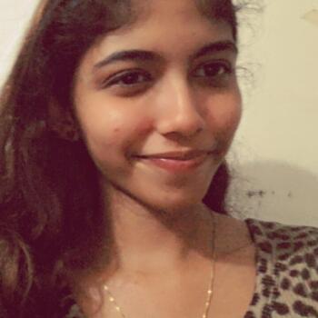 कोच्चि में बेबीसिटर: Aleena