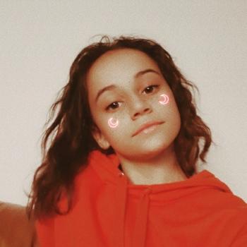 Baby-sitter in Cholet: Maria