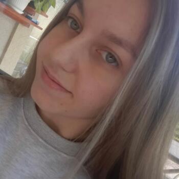 Posao bebisiterke u Smederevo: posao čuvanja dece Tina