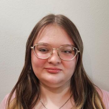 Babysitter in Caledonia: Sophia