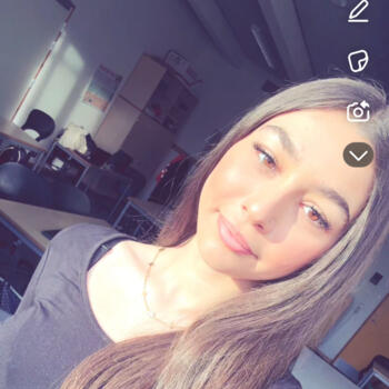 Babysitter in Tilst: Lilyana