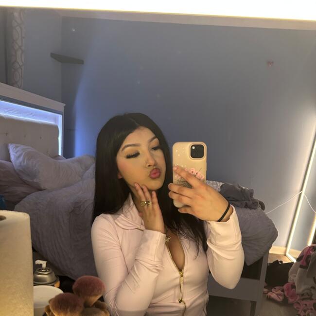 Babysitter in Charlotte: Sophia