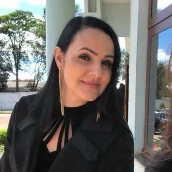 Babysitter Cascavel: Claudia