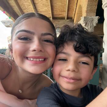 Babysitter in Edinburg (Texas): Abrianna Salazar