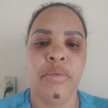 Babysitter in Vila Velha: Alana