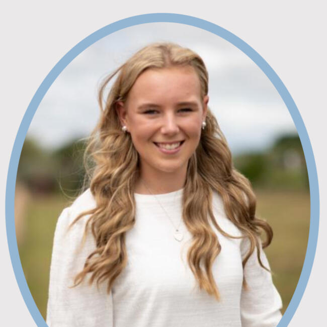 Babysitter in Ashhurst: Maddie