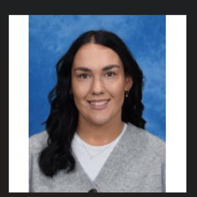 Babysitter in Morwell: Alice