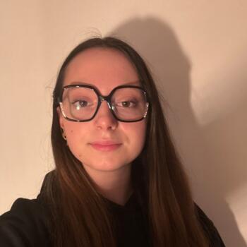 Babysitter in Étiolles: Zoé