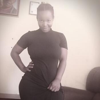 Babysitter in Umgababa: Lungile